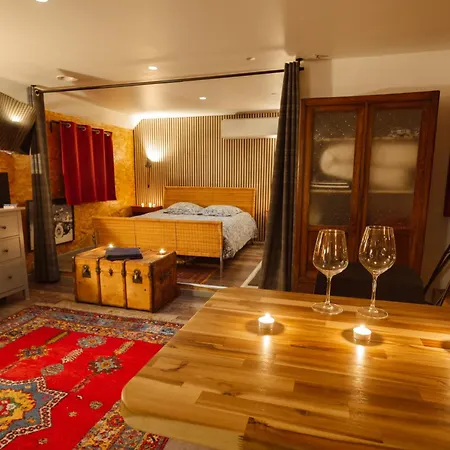 Magnifique Peniche Cosy Et Spacieuse A