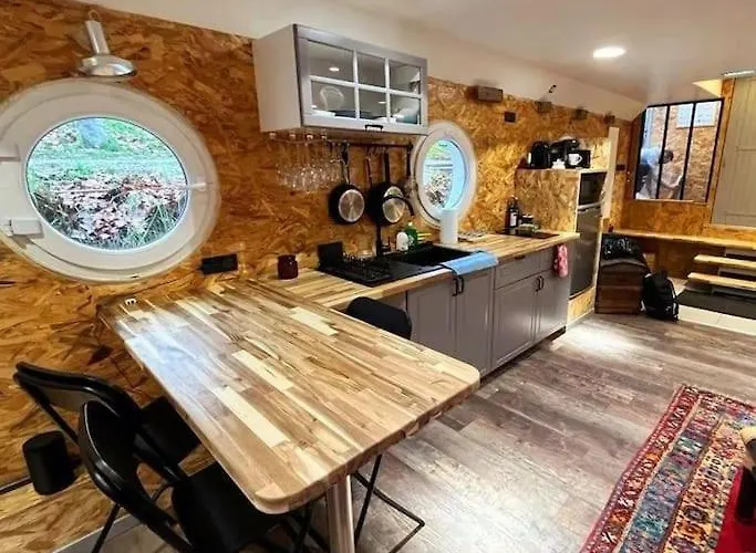 Magnifique Péniche Cosy Et Spacieuse à Appartement *