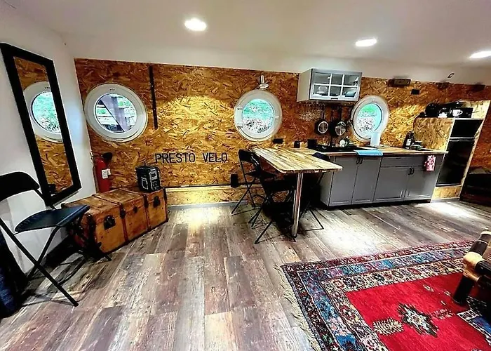 Magnifique Peniche Cosy Et Spacieuse A トゥールーズ